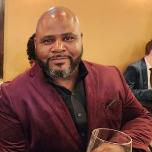 Meet your Posher, Mr. James